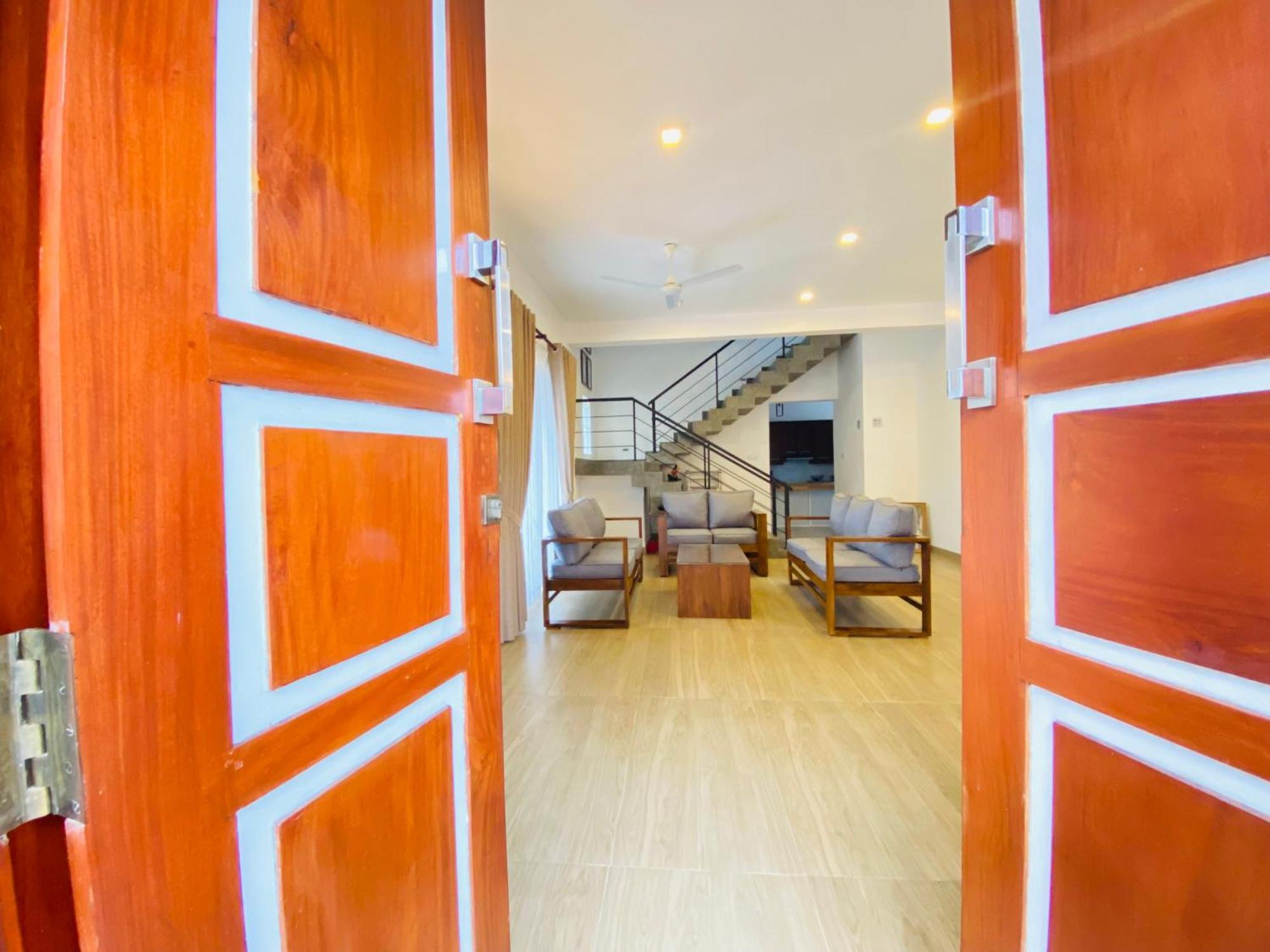 Srimadis Villa Near Airport - Negombo Exterior photo